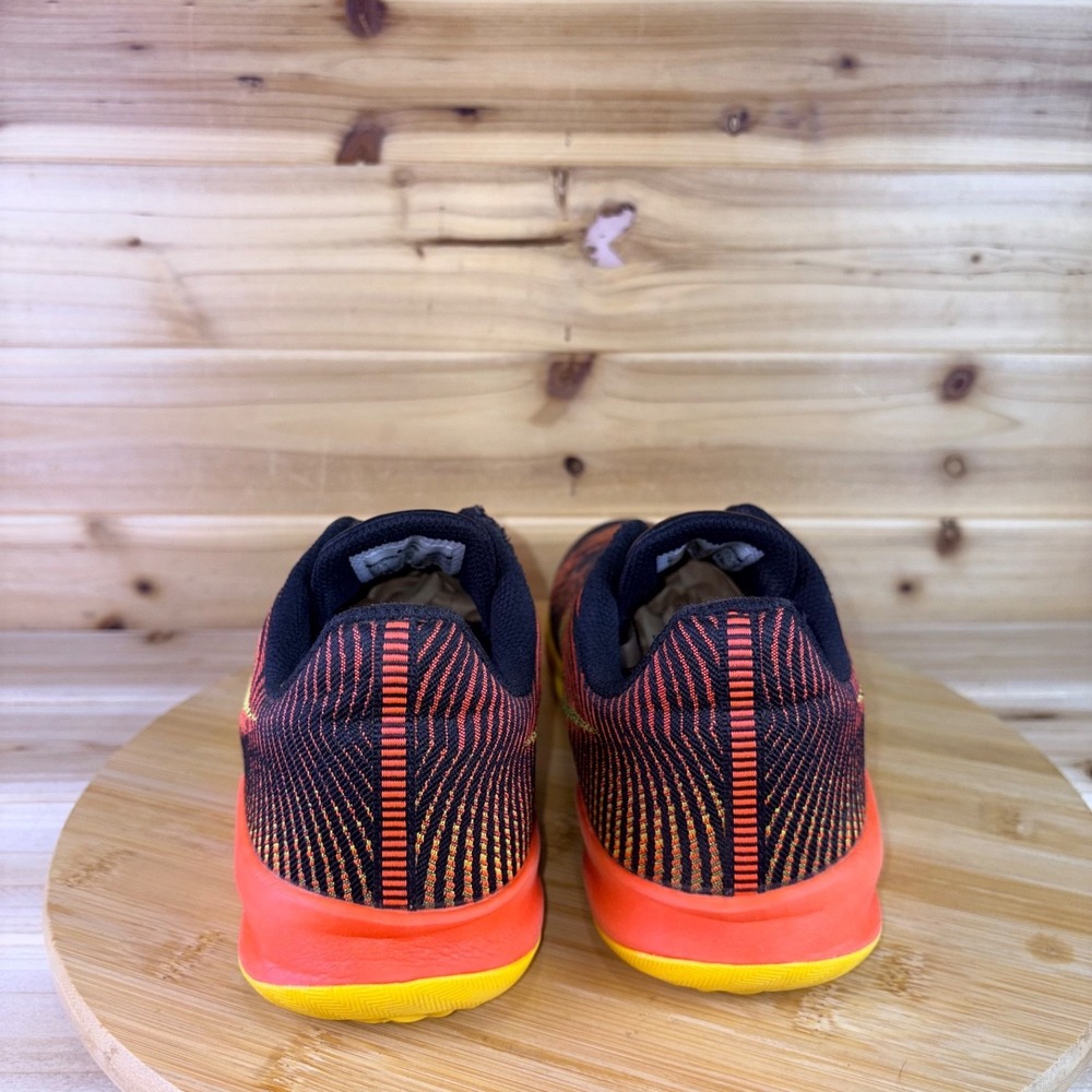 Nike Sneakers Mens 7.5 Kobe Mentality 2 Thunder Low Top Basketball Shoes - Picture 3 of 11